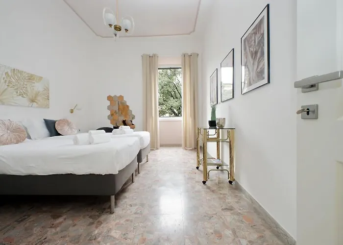 Flatinrome Termini 1 *